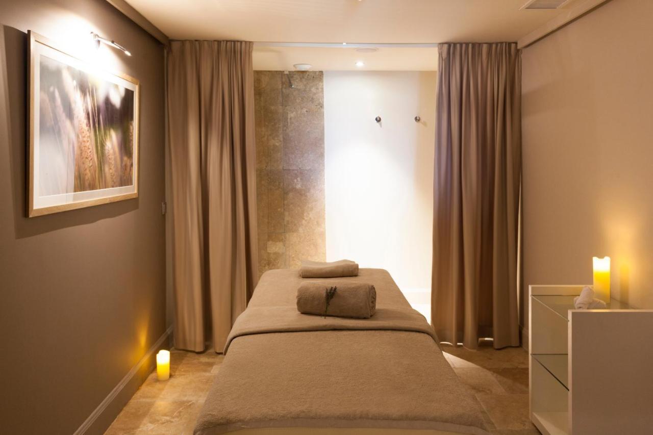 Mas Des Herbes Blanches Hotel & Spa - Relais & Chateaux Joucas Esterno foto